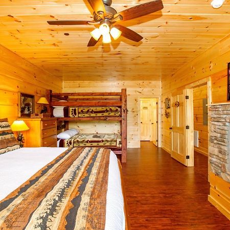 Foxwood Mansion Cabin Pittman Center Εξωτερικό φωτογραφία