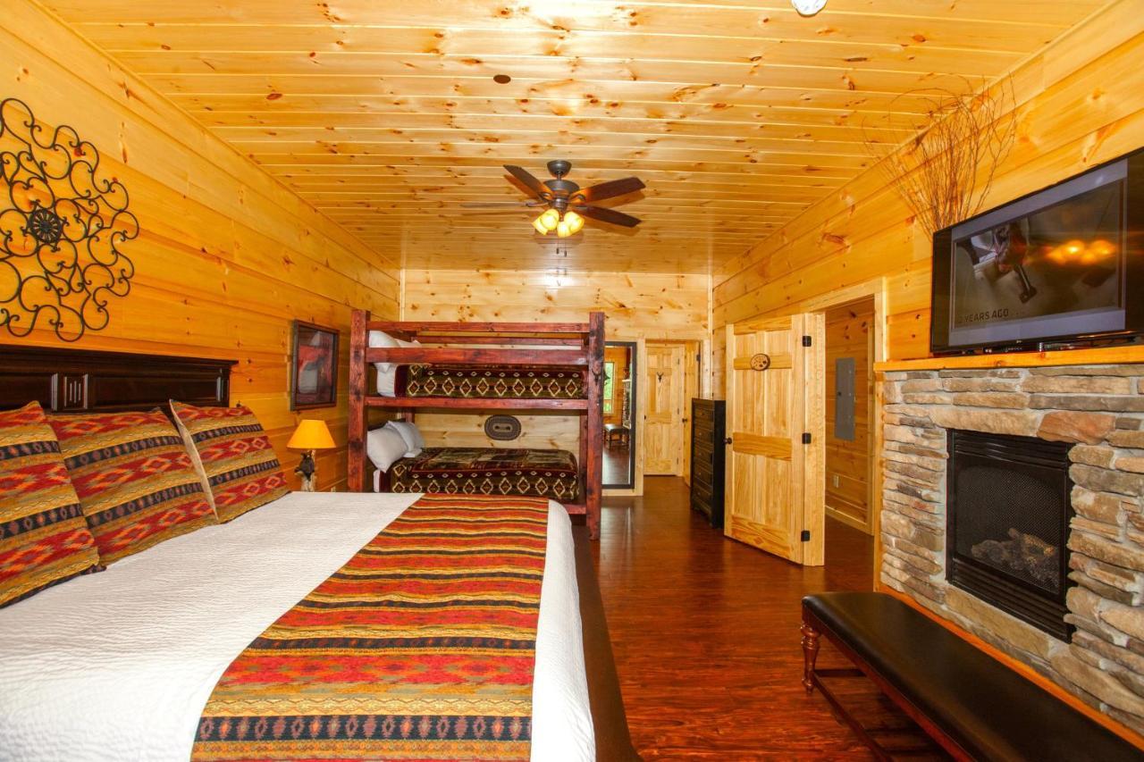 Foxwood Mansion Cabin Pittman Center Εξωτερικό φωτογραφία